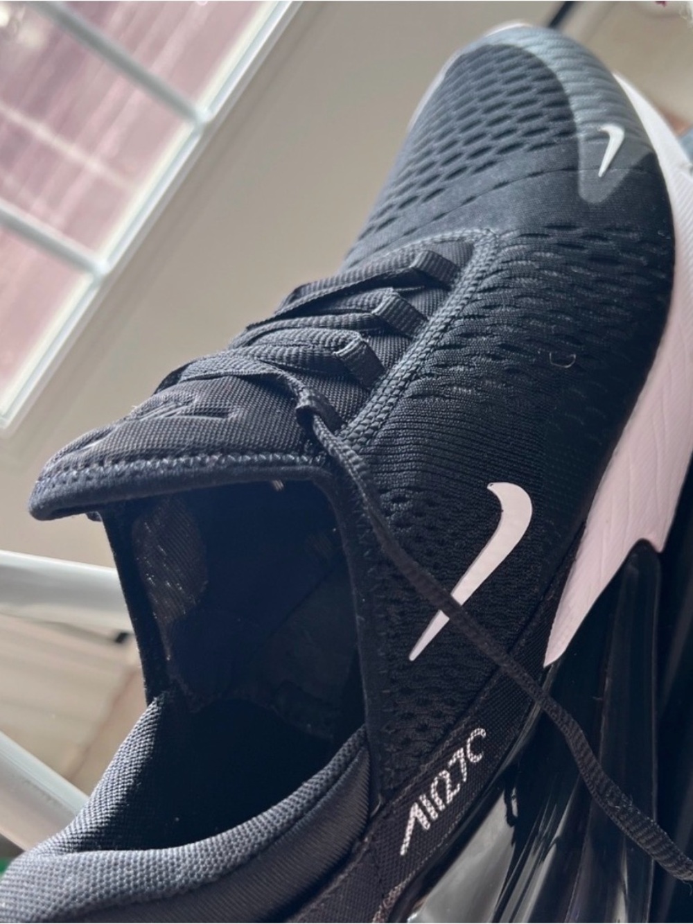 (USED) Nike Air Max 270 Sneaker - Men's
Make Offer!!!!! - Picture 3 of 9